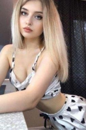 Escort girl Юля